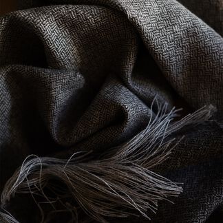 Cashmere Noir and Oud Fragrance Oil