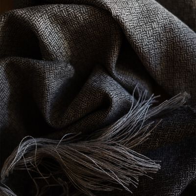 Cashmere Noir and Oud Fragrance Oil