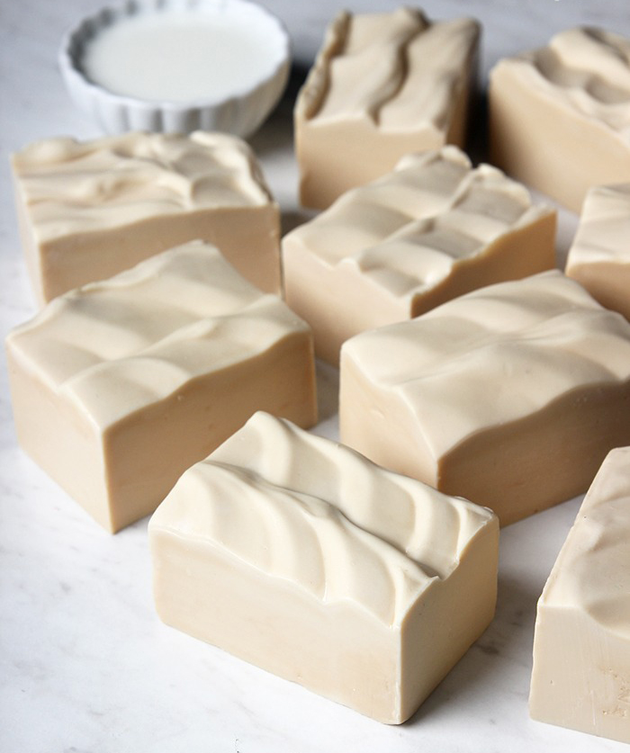 art0073 milk soap main image