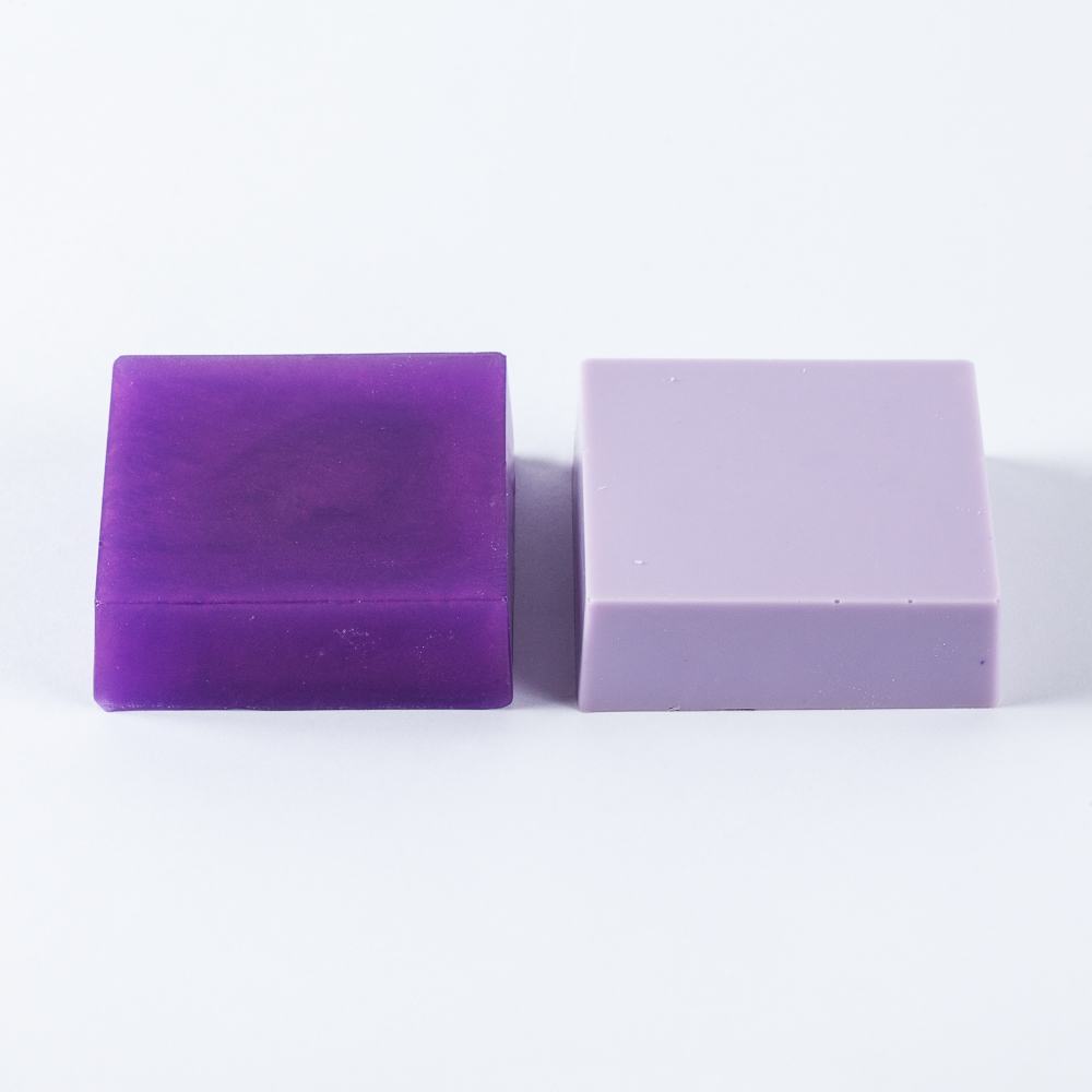 Queen's Purple Color Block image number null