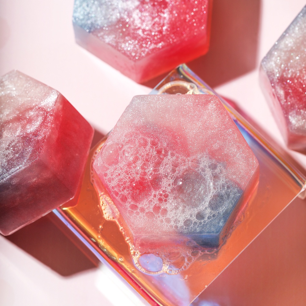 Gemstone Soap Kit image number null