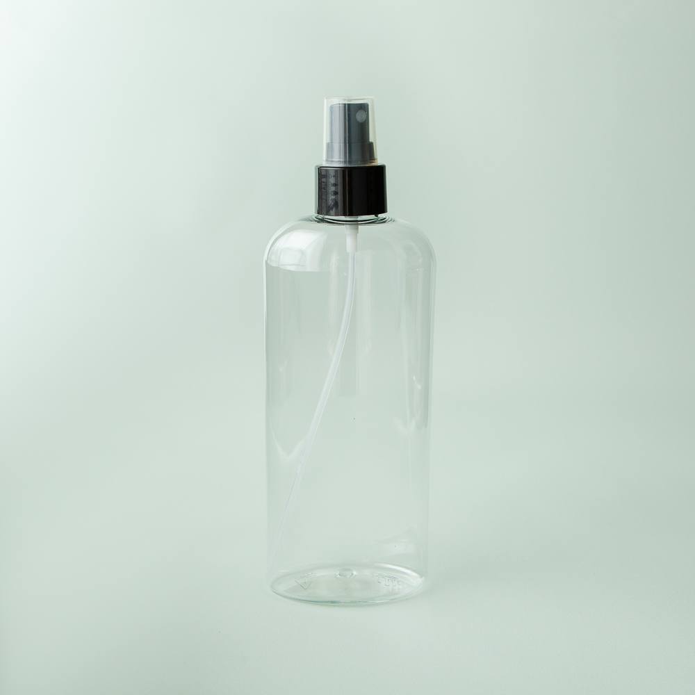 8 oz Clear Oval Bottle with Black Spray Cap image number null