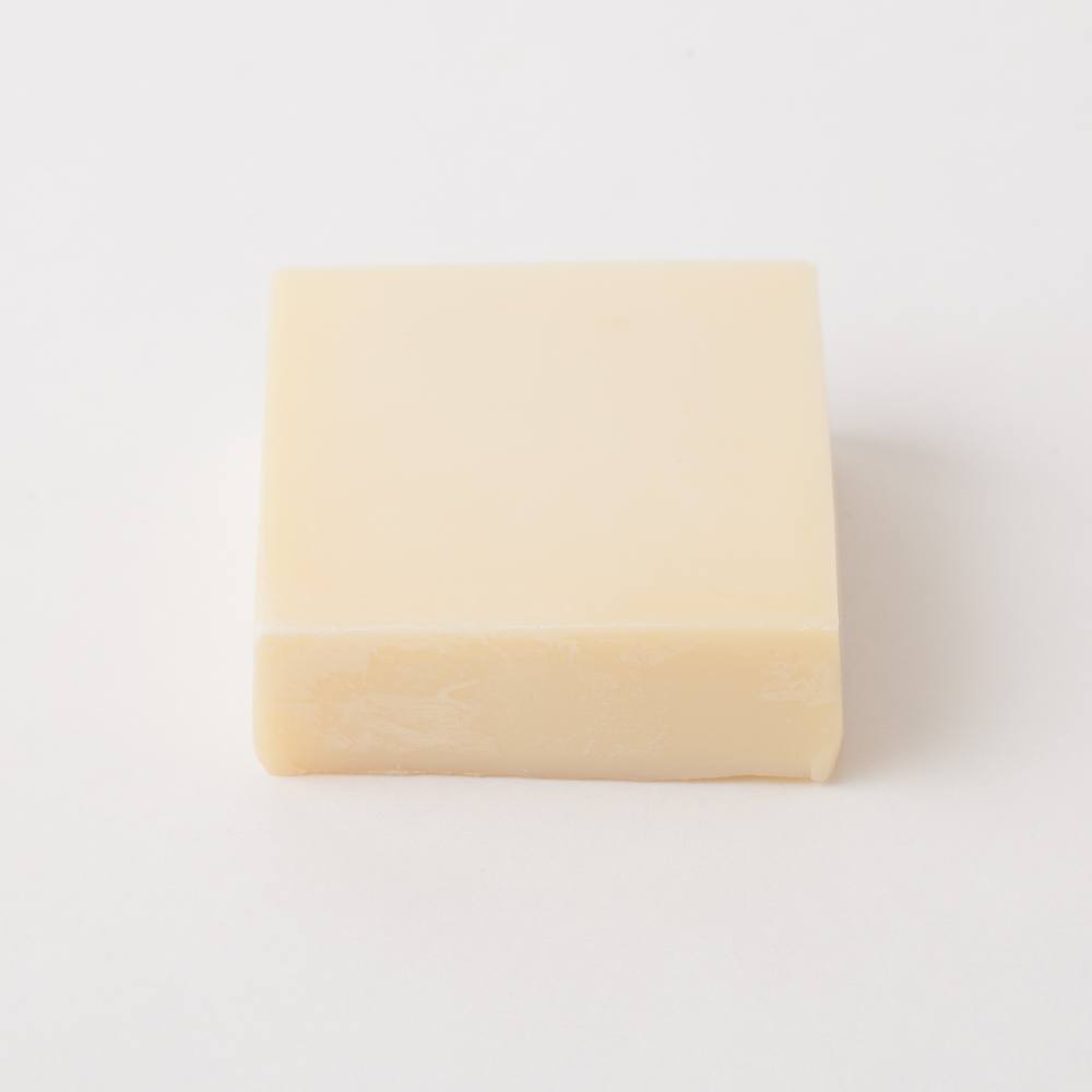 Peony and Amberwood Fragrance Oil image number null