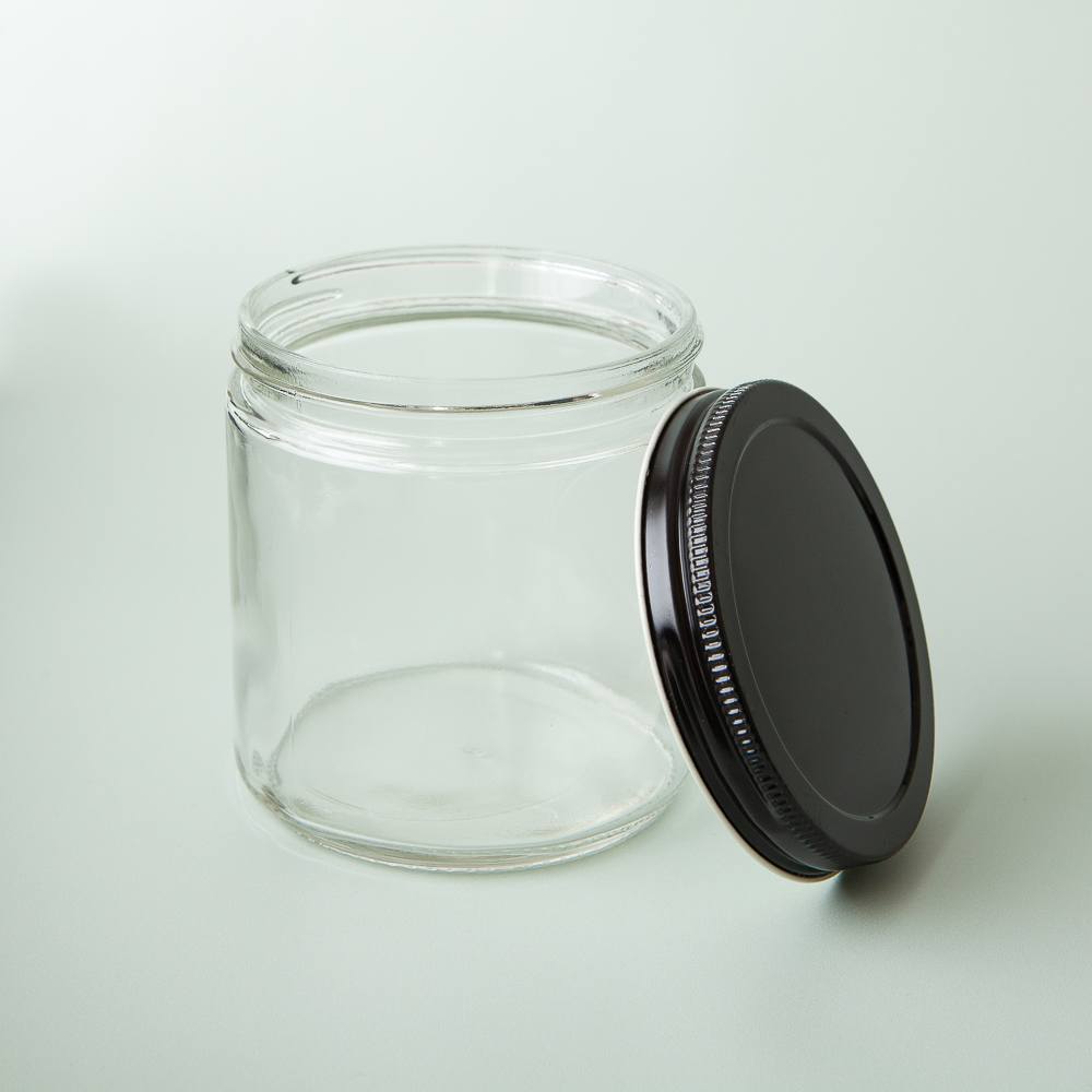 16 oz Clear Glass Jar with Black Lid image number null