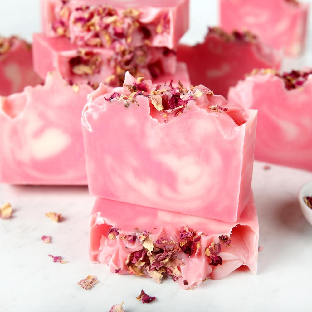 Wild Rose Soap Kit image number null