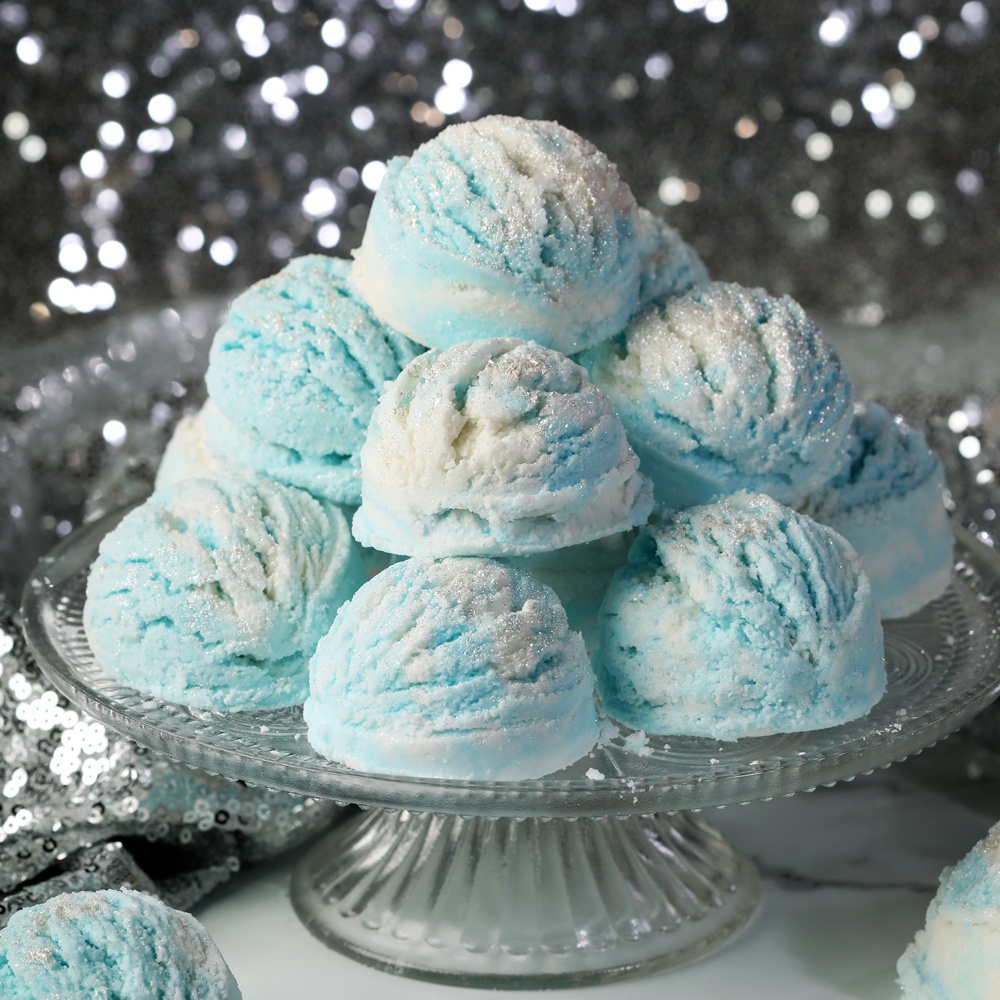 Sparkling Snowball Bath Truffle Project image number null